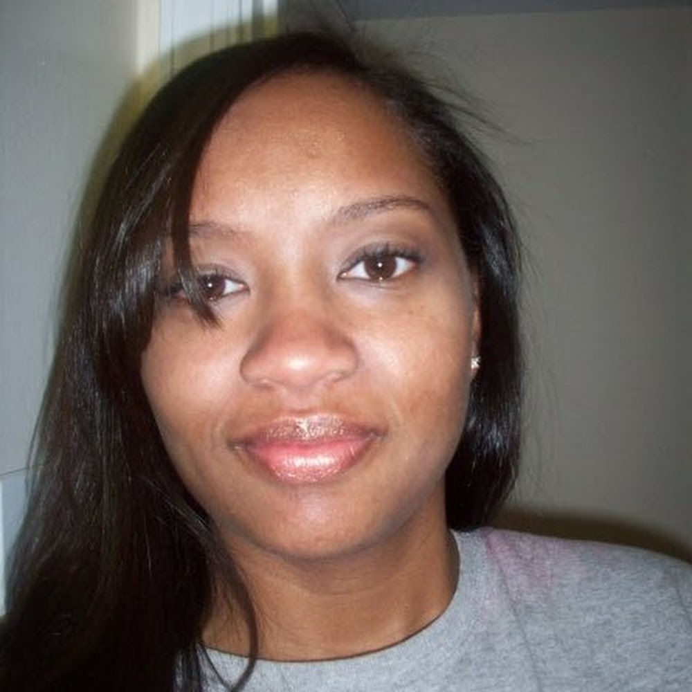 Meet your Posher, Latisha